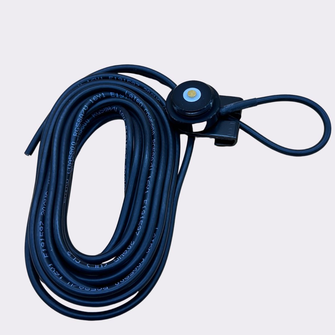 TE Connectivity TMB8 Trunk Lid and Panel Edge Clamp-On NMO Antenna Mount